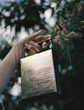 Hold_BM_22of35_800x